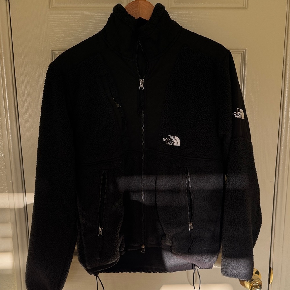 The North Face Black Full-Zip Fleece Jacket